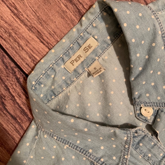 Button up top - Picture 4 of 4